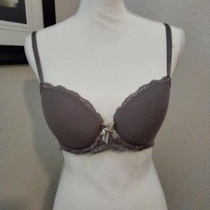 Victoria secret lined demi angels 34c